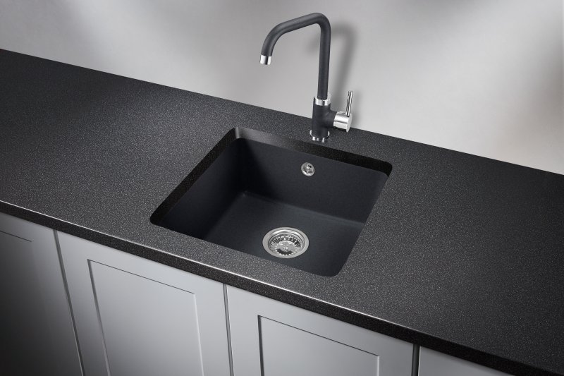 Кухонная мойка GRANULA GR-3801, ШВАРЦ (чёрный металлик)