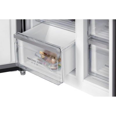 Холодильник Hiberg RFQ-600DX NFGW inverter